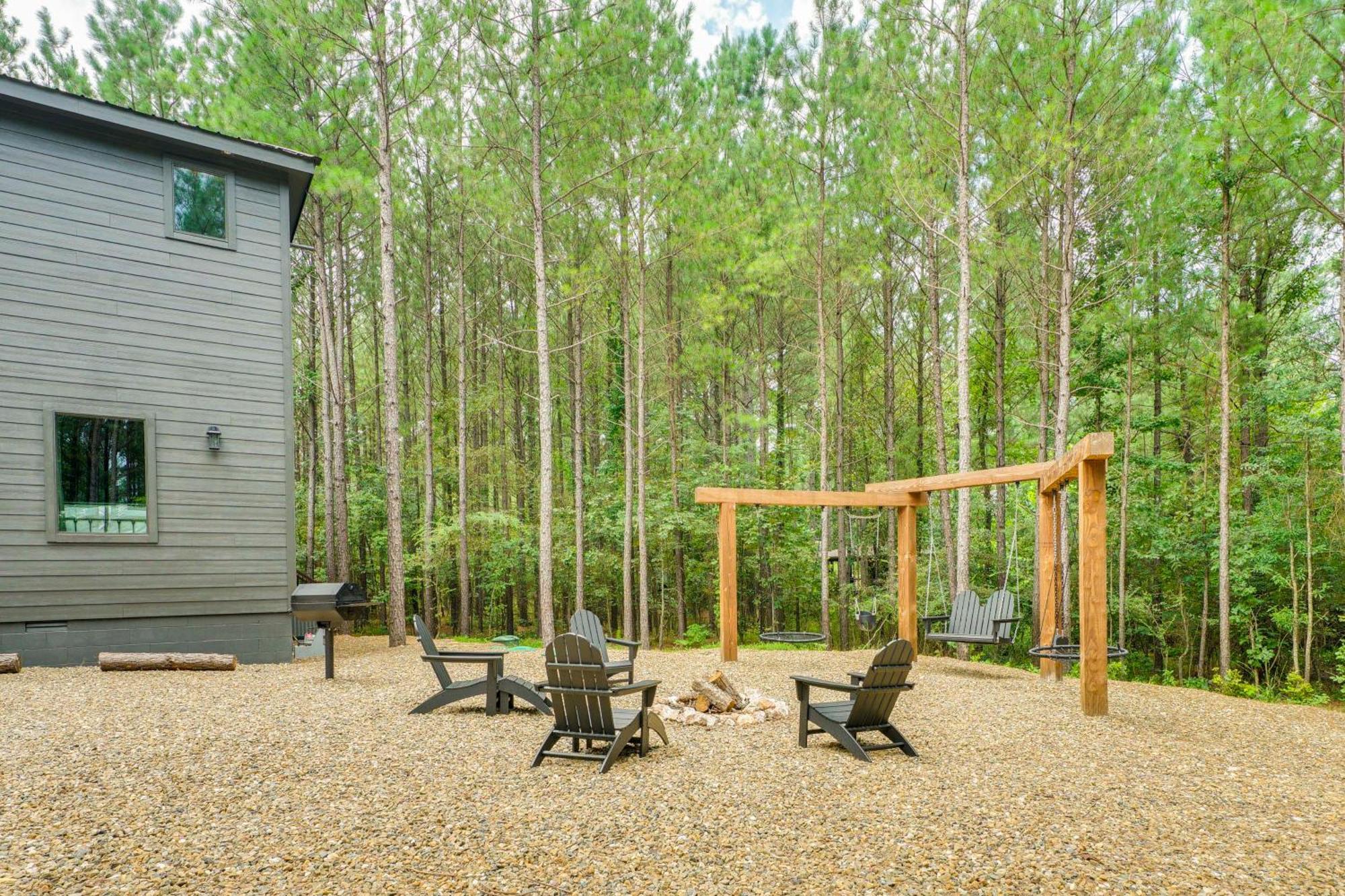 Sutton Ridge Cabin Rental Hot Tub And Swing Set! Broken Bow Dış mekan fotoğraf